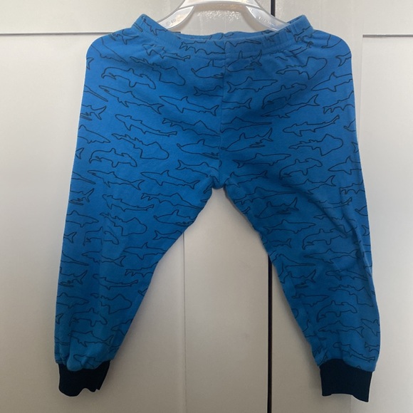 2 Pairs of PJ’s (Coral Bee) - Picture 10 of 12